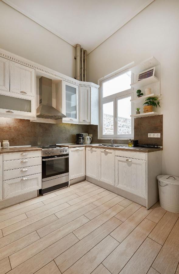 Chloe Boutique Apartments Plaka أثينا المظهر الخارجي الصورة